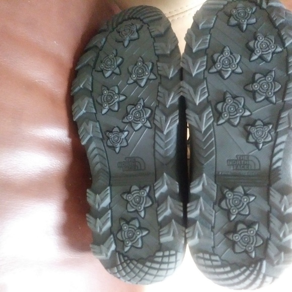 NORTH FACE WOMEN'S THERMOBALL MID BOOTS - SIZE 6 - Picture 6 of 8